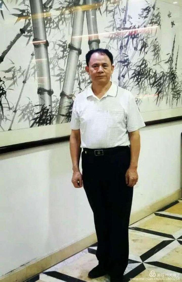 【都市头条向幸福出发编辑部】第914期 李炳天《边防•家乡》之三十九 《红其拉甫人,不哭(图5)