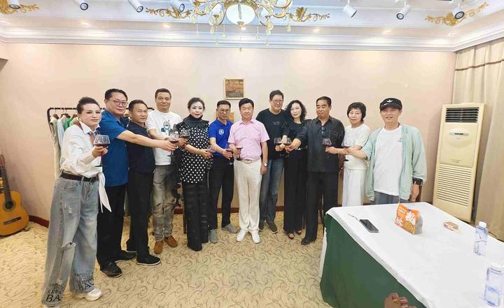【鹤霖新观察】立足夏季达沃斯 浅谈 “北方香港”大连与香港的“连港多元链接”新课题