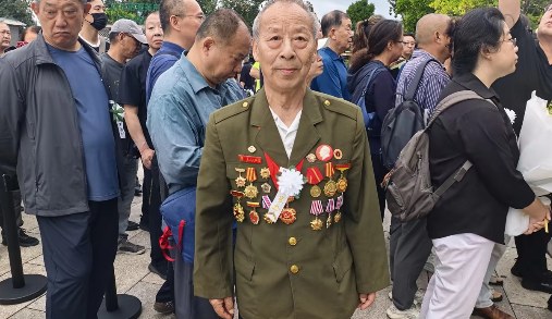 48集正剧《唐师曾》剧本早已“出炉”!——八宝山告别唐师曾先生现场纪实