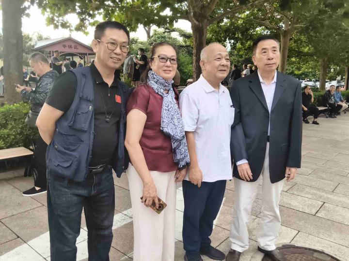 48集正剧《唐师曾》剧本早已“出炉”!——八宝山告别唐师曾先生现场纪实