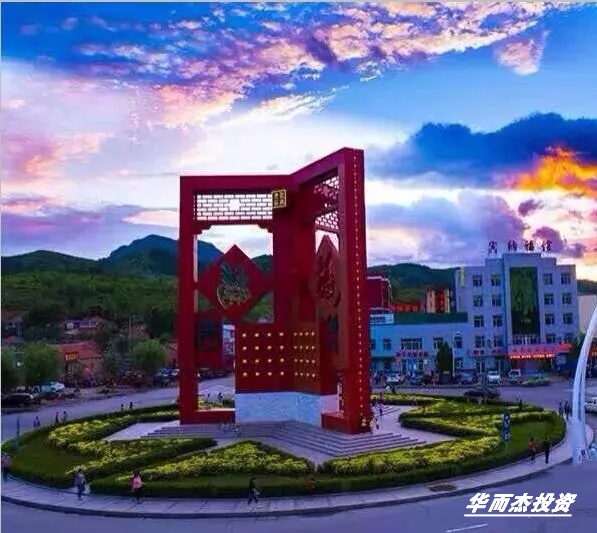 我叫丰宁 这是我的证件照 我 我叫丰宁 这是我的颜值 ▼南大桥转盘